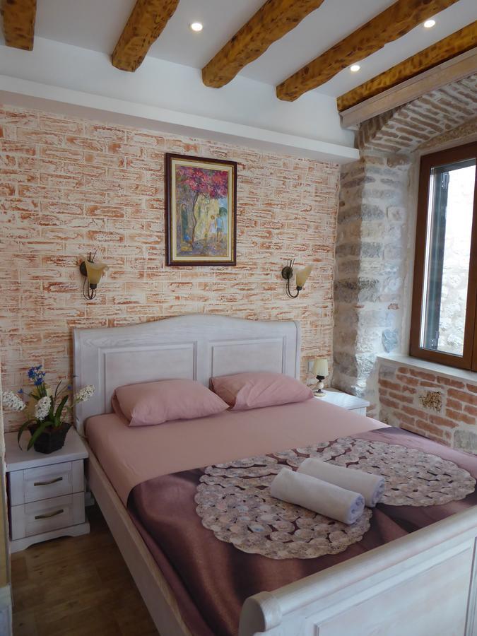 Apartments Dukic Котор Екстериор снимка