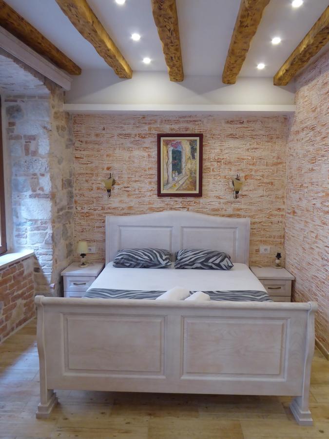 Apartments Dukic Котор Екстериор снимка