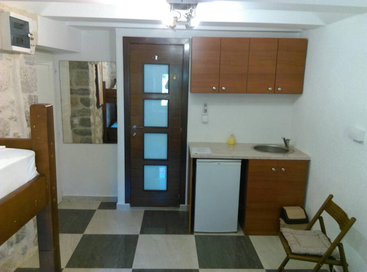 Apartments Dukic Котор Екстериор снимка